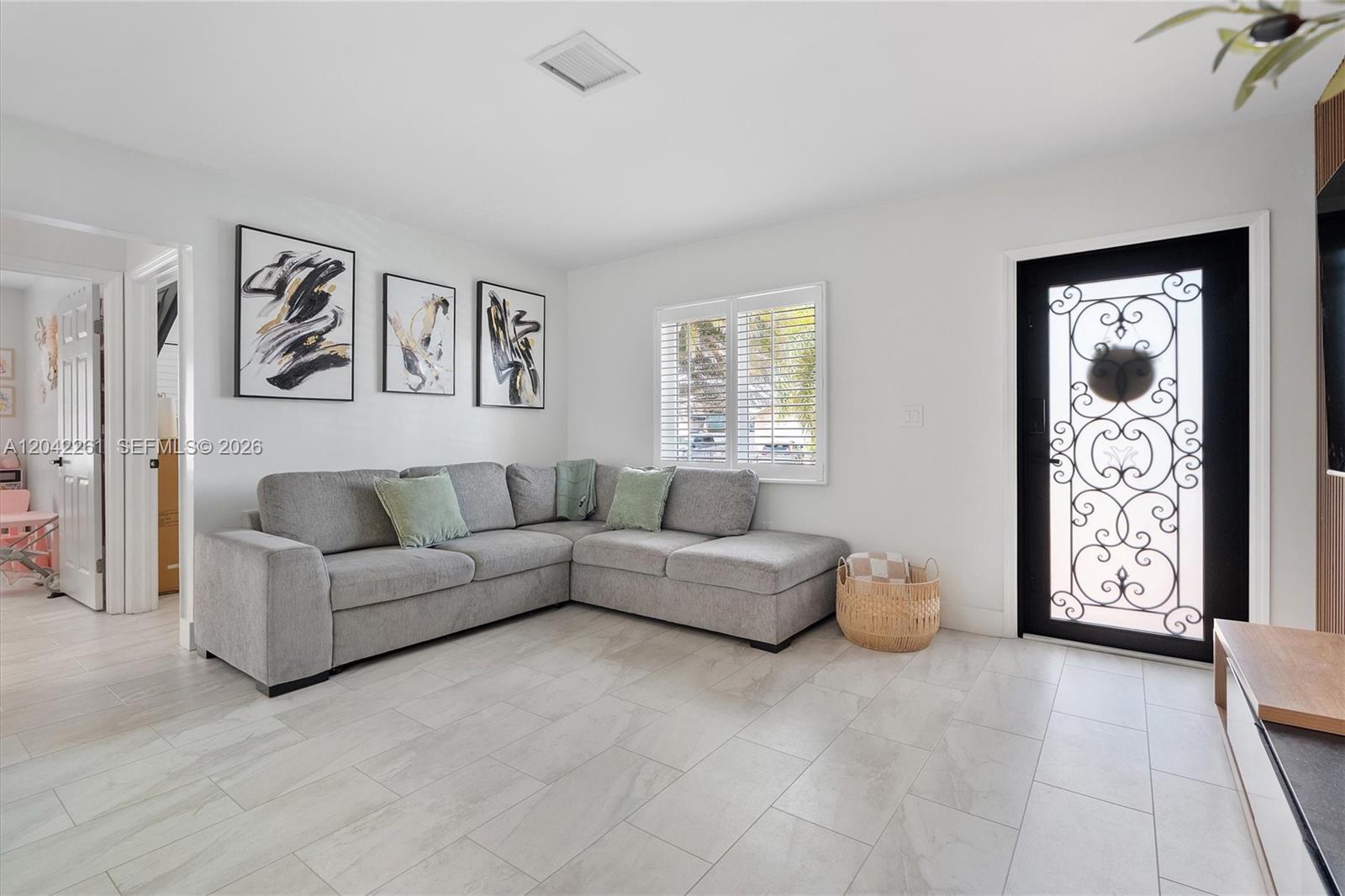 20917 Southwest 125th Avenue Road Miami, FL 33177 - Photo 6 of 59