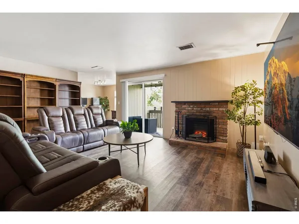 $284,000 | 7265 South Xenia Circle, Unit E, Centennial, CO 80112
