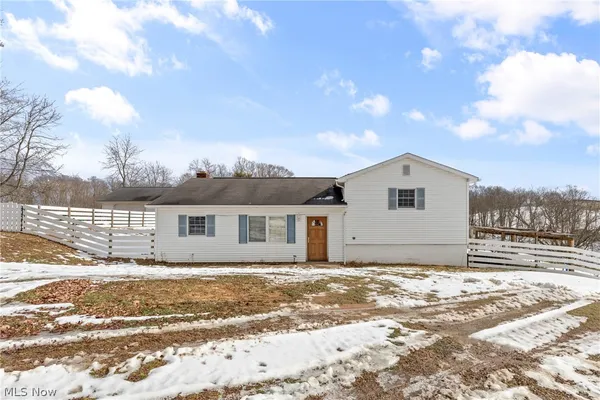 $272,000 | 430 South Main Street, Bethesda, OH 43719