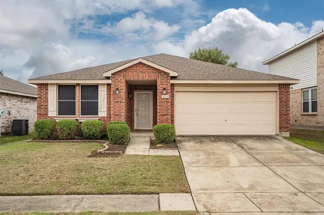 $2,200 | 3516 Clydesdale Drive, Denton, TX 76210