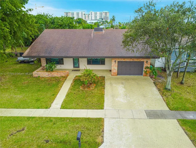 $1,000,000 | 614 Northeast 3rd Street, Dania Beach, FL 33004