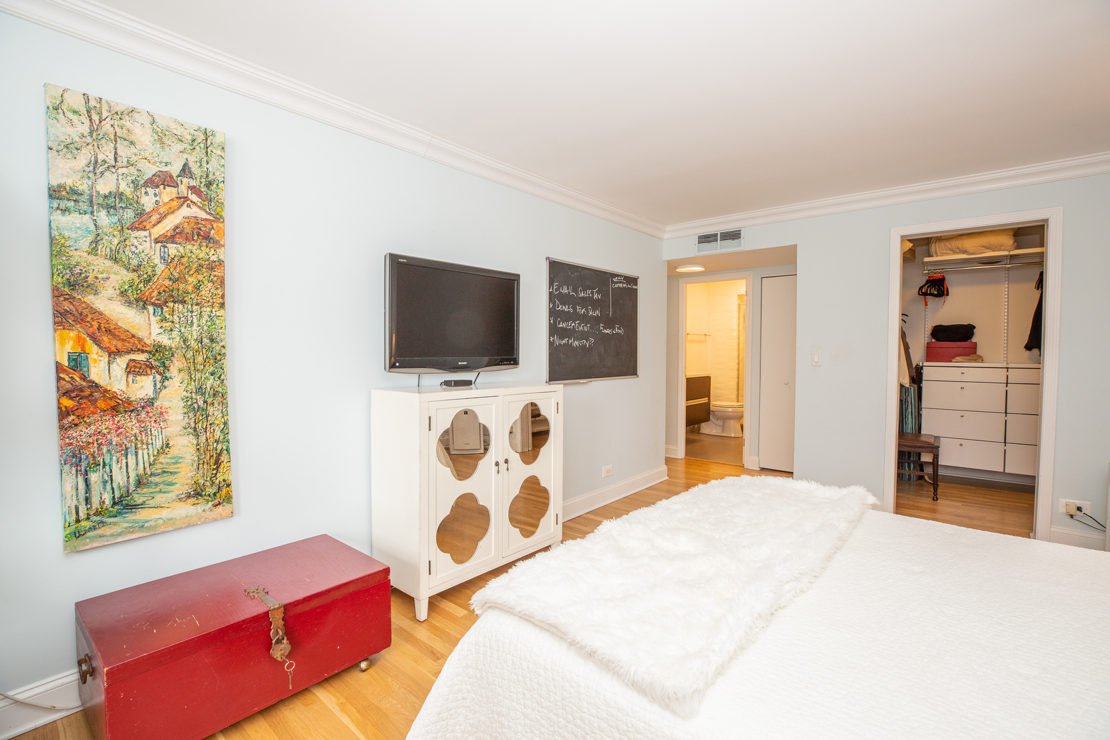 5901 North Sheridan Road, Unit 11C Chicago, IL 60660 - Photo 21 of 32