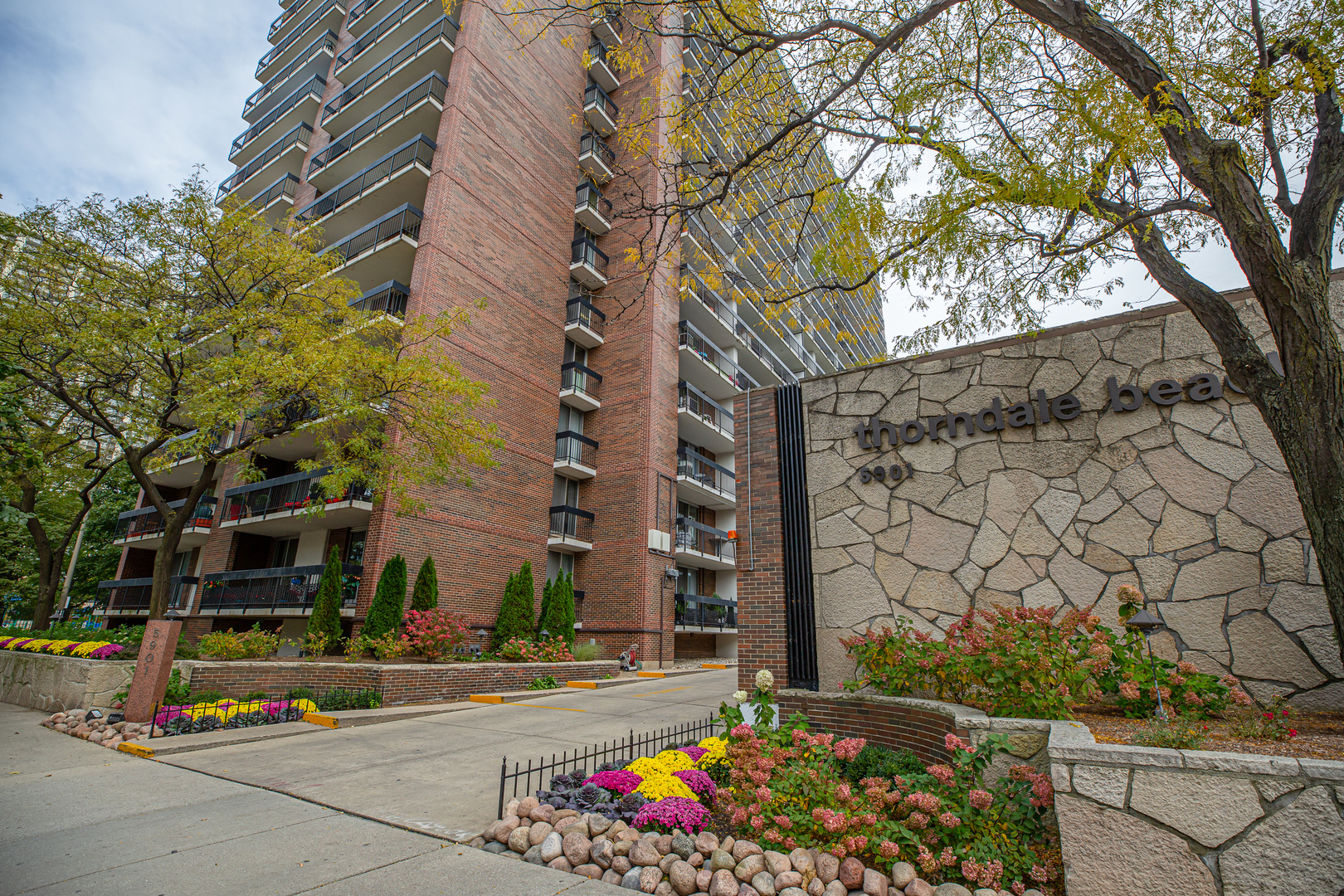 5901 North Sheridan Road, Unit 11C Chicago, IL 60660 - Photo 32 of 32