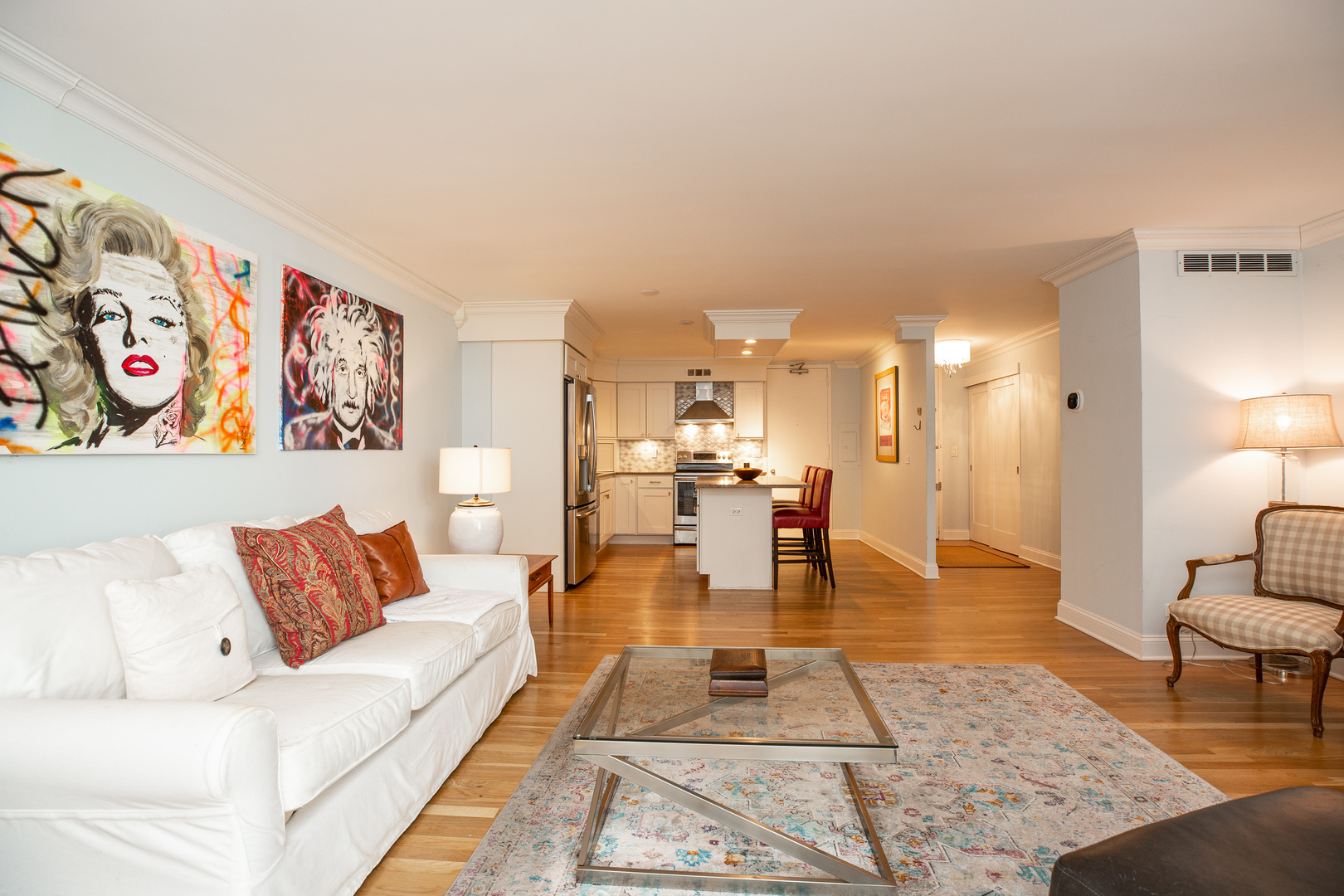 5901 North Sheridan Road, Unit 11C Chicago, IL 60660 - Photo 8 of 32