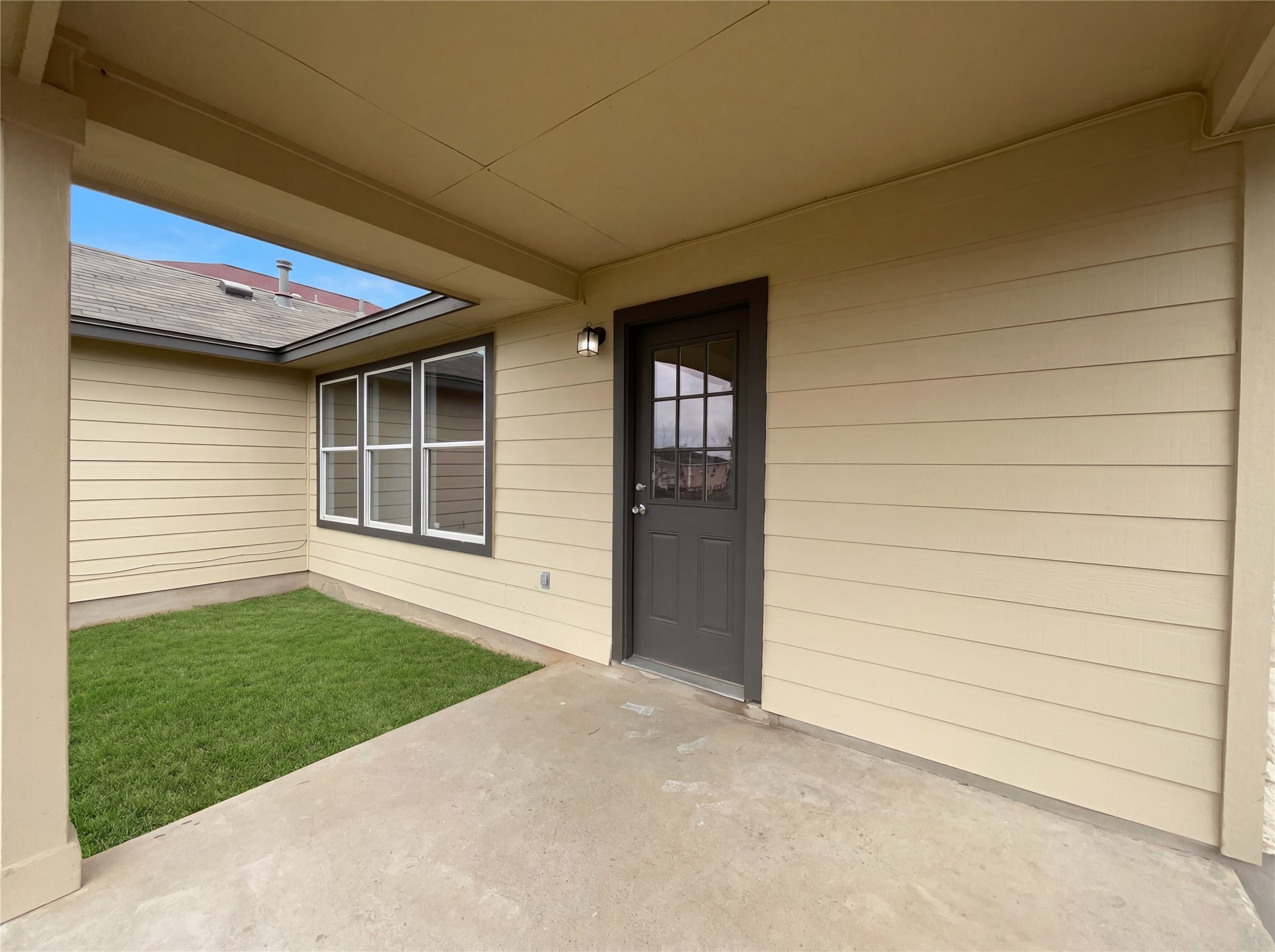 506 Gettysburg Loop Elgin, TX 78621 - Photo 38 of 39 a view of a house with a backyard