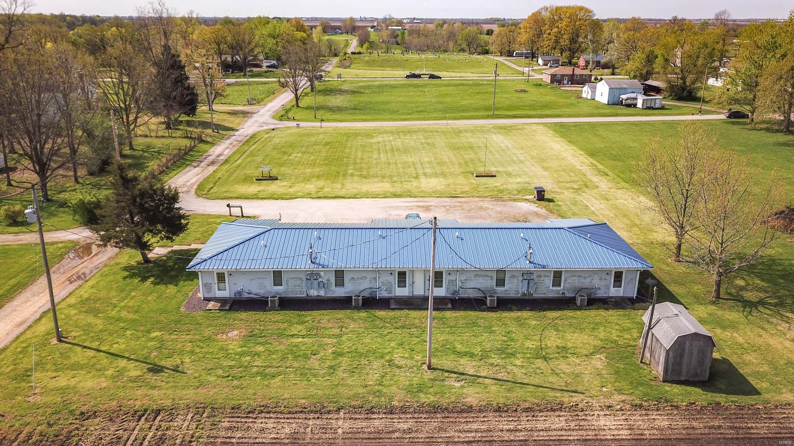230 Rose Lane Shipman, IL 62685 - Photo 5 of 18