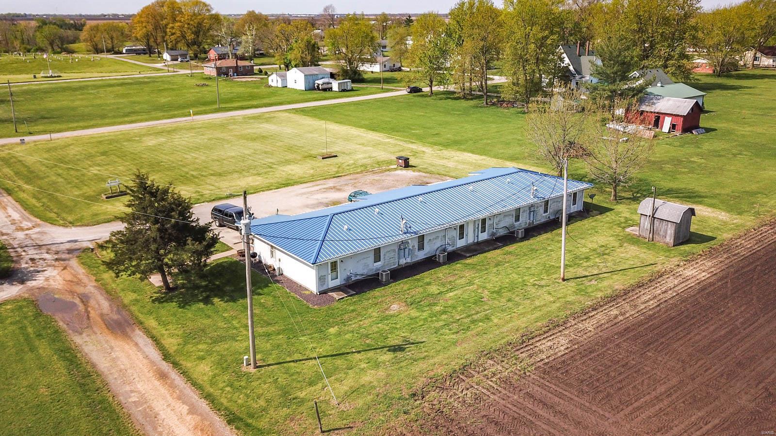 230 Rose Lane Shipman, IL 62685 - Photo 7 of 18