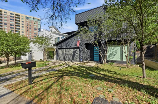 $5,500 | 904 Catalpa Street, Unit B, Austin, TX 78702