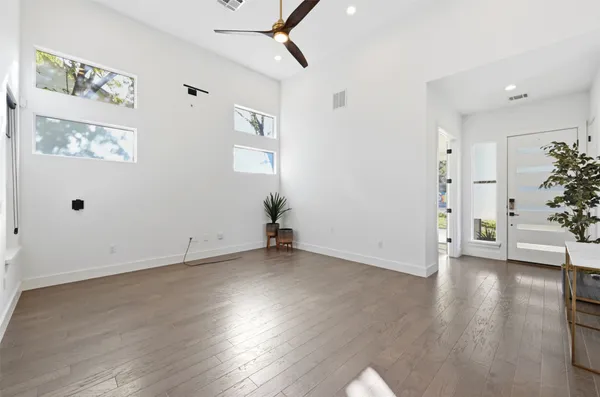 $5,500 | 904 Catalpa Street, Unit B, Austin, TX 78702