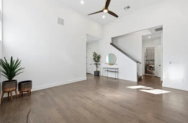 $5,500 | 904 Catalpa Street, Unit B, Austin, TX 78702
