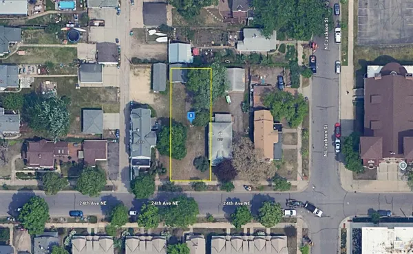 $164,999 | 823 24th Avenue Northeast, Minneapolis, MN 55418