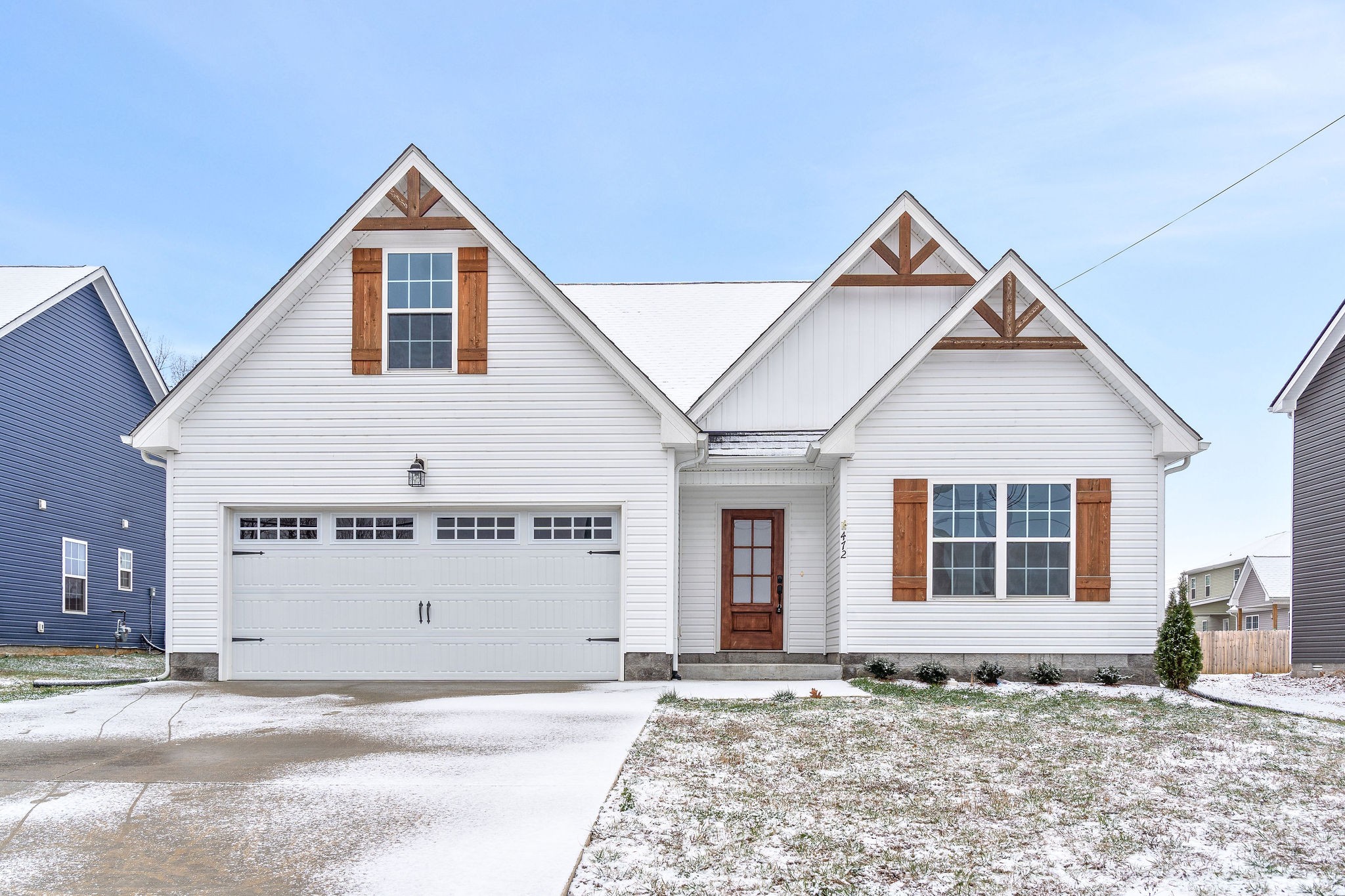 472 Hawkins Road Clarksville, TN 37040 - Photo 1 of 33 a view of front a house