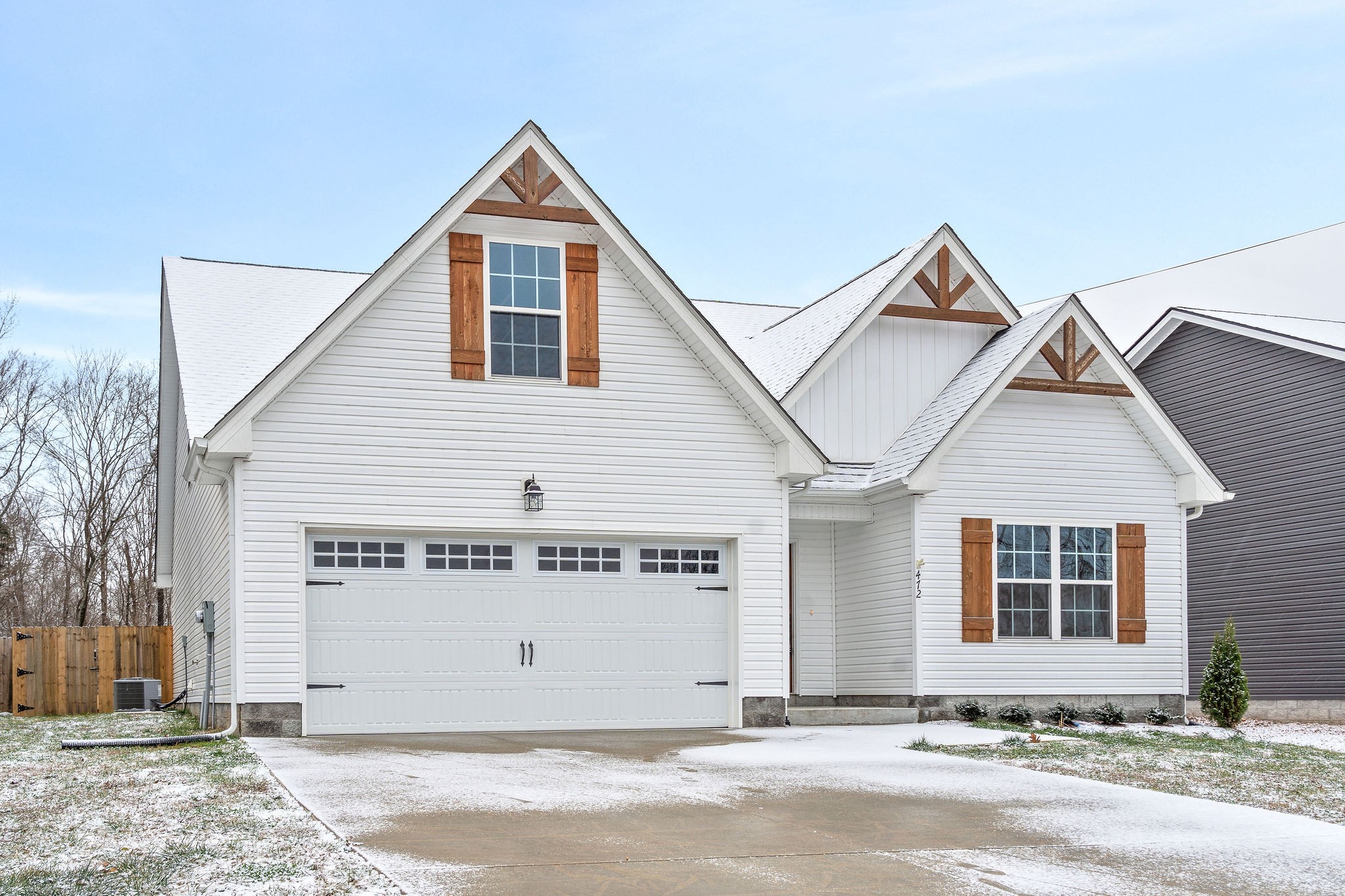 472 Hawkins Road Clarksville, TN 37040 - Photo 2 of 33