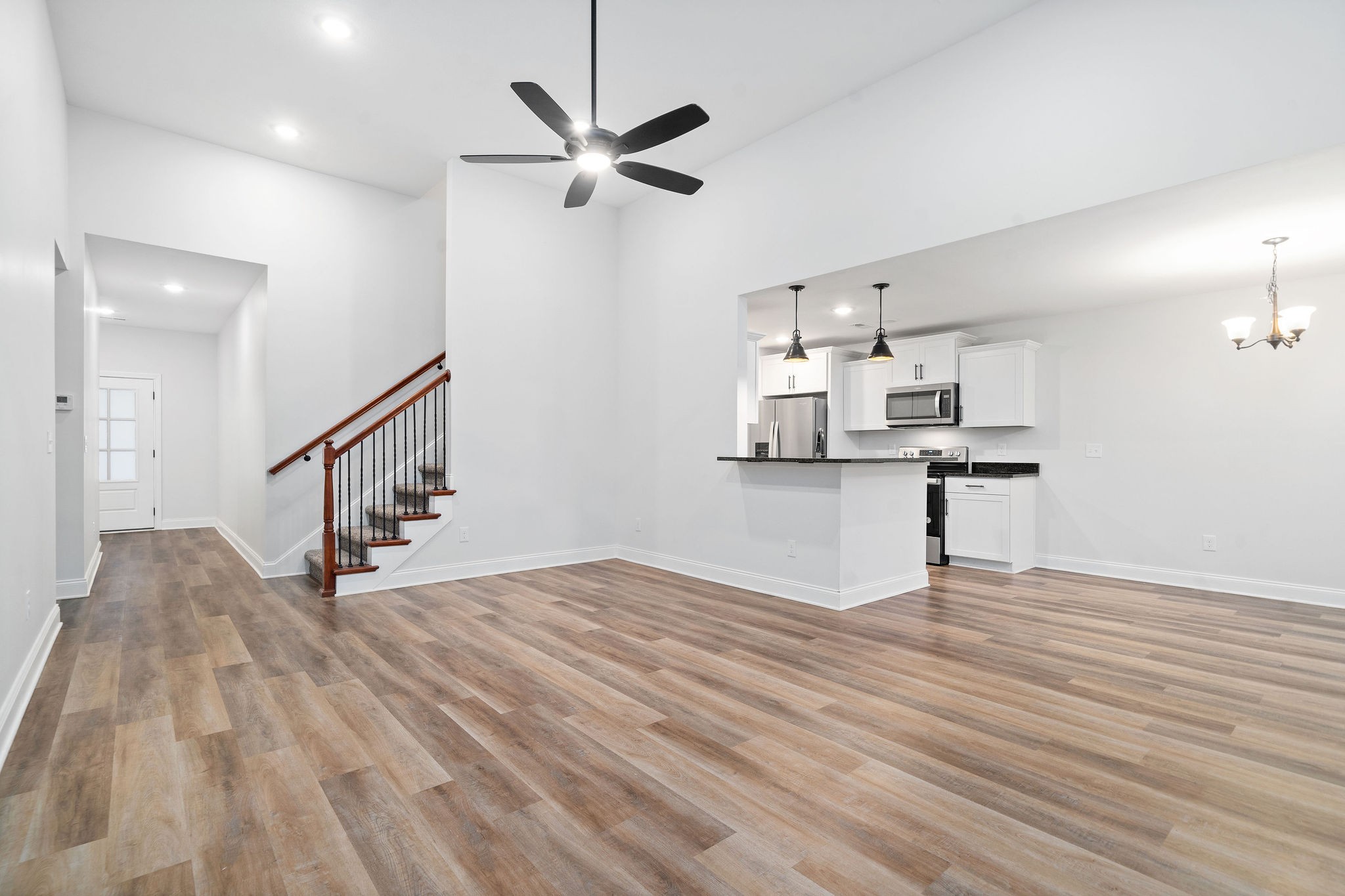 472 Hawkins Road Clarksville, TN 37040 - Photo 10 of 33 a view of empty room with wooden floor