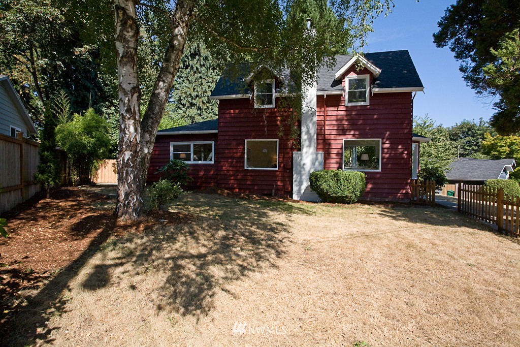 9236 Northeast 193rd Street Bothell, WA 98011 - Photo 14 of 14 Gallery Image 14
