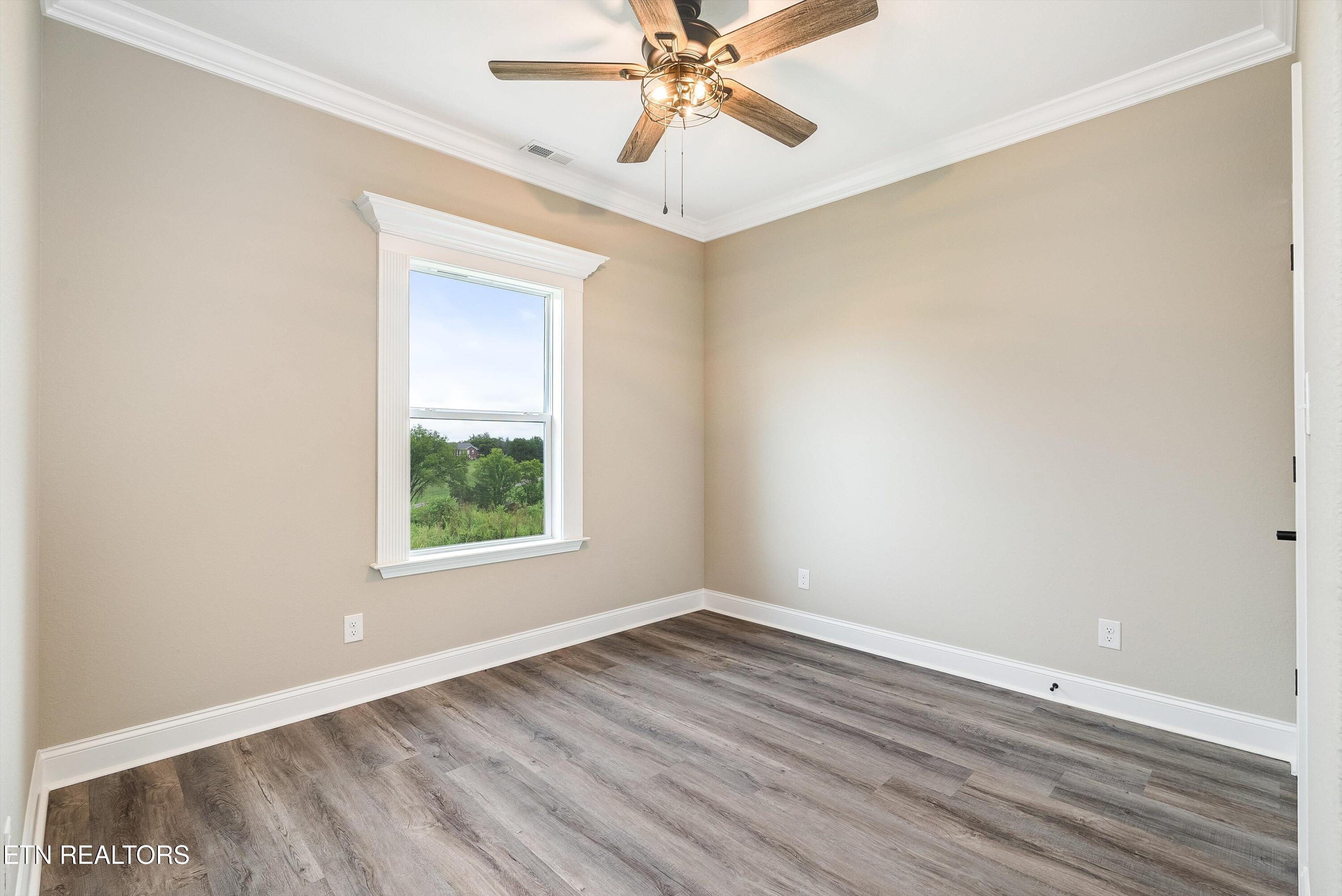 5109 Gregory Road Greenback, TN 37742 - Photo 27 of 37 36-5109GregoryRd-INT-24