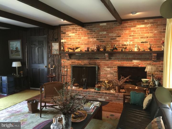 5807 South Deer Run Road Doylestown, PA 18902 - Photo 6 of 10 Family Room
