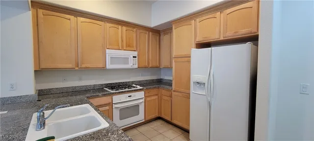 $1,298 | 38 East Serene Avenue, Unit 204, Las Vegas, NV 89123