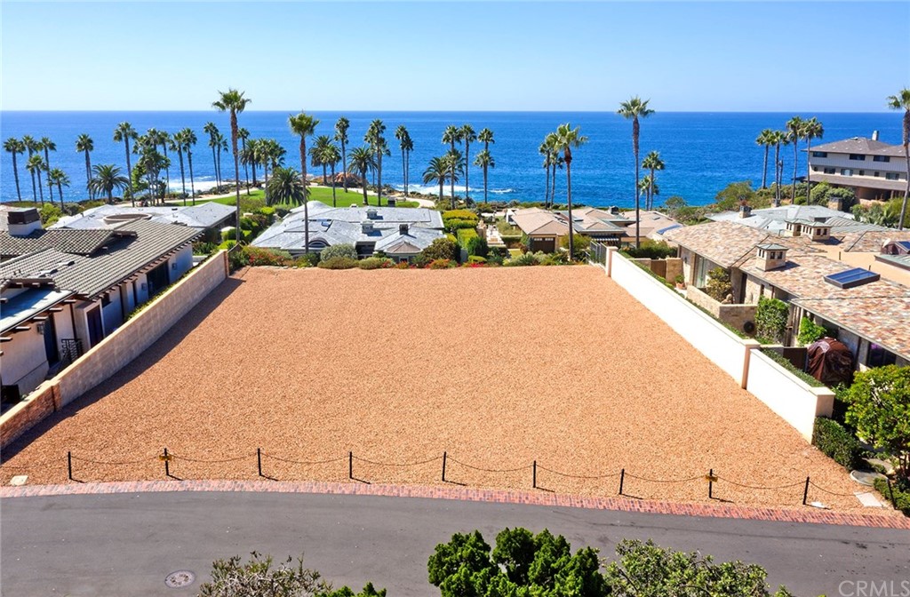 23 Montage Way Laguna Beach, CA 92651 - Photo 5 of 48 a view of outdoor space and yard