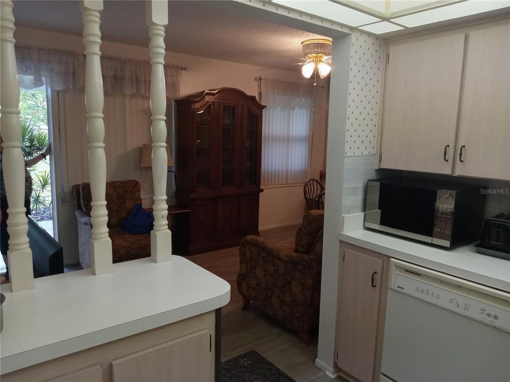 2467 Finlandia Lane, Unit 27 Clearwater, FL 33763 - Photo 18 of 58