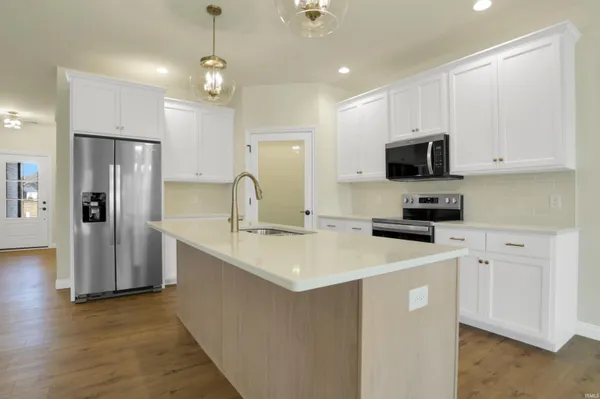 $400,000 | 2726 Midora Drive, Evansville, IN 47711