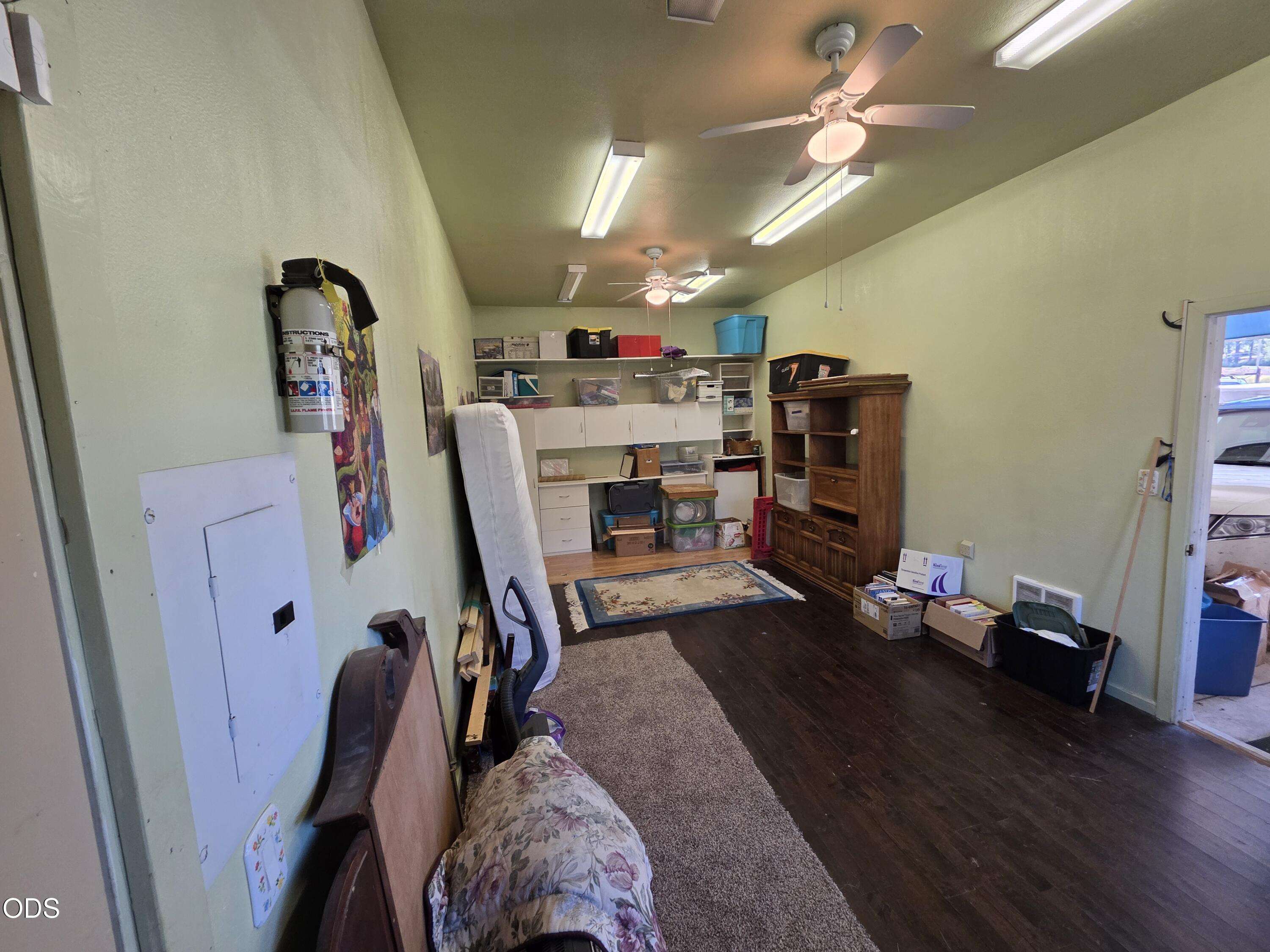 330 North Baker Avenue Chiloquin, OR 97624 - Photo 21 of 36