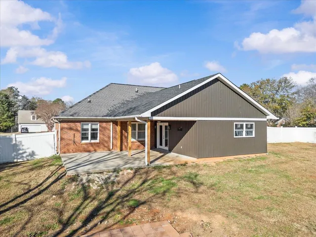 $374,900 | 233 Summerfield Road, Moore, SC 29369