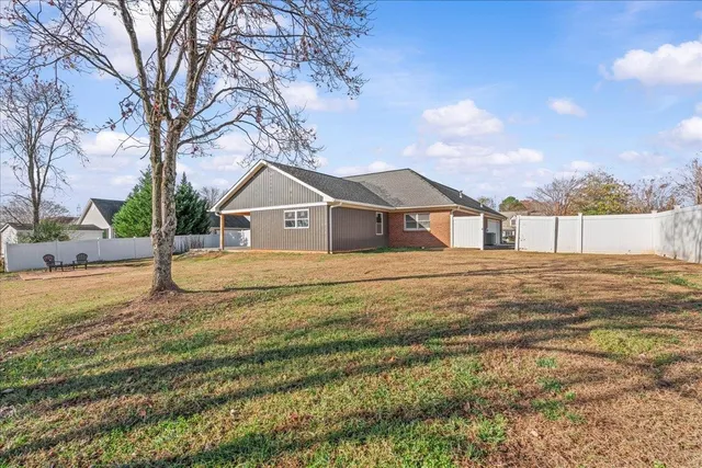 $374,900 | 233 Summerfield Road, Moore, SC 29369