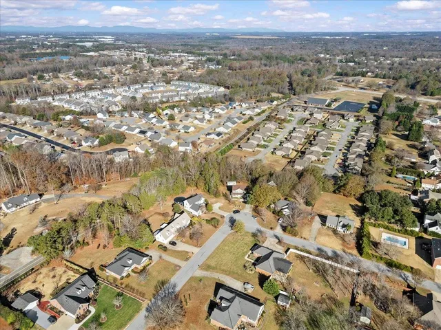 $374,900 | 233 Summerfield Road, Moore, SC 29369