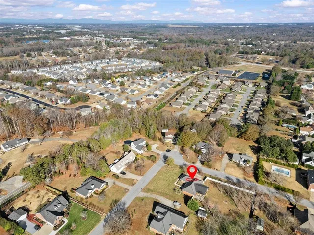 $374,900 | 233 Summerfield Road, Moore, SC 29369