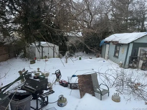 a view of an outdoor space