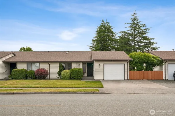 $412,000 | 1069 Semanski Street, Unit D1, Enumclaw, WA 98022