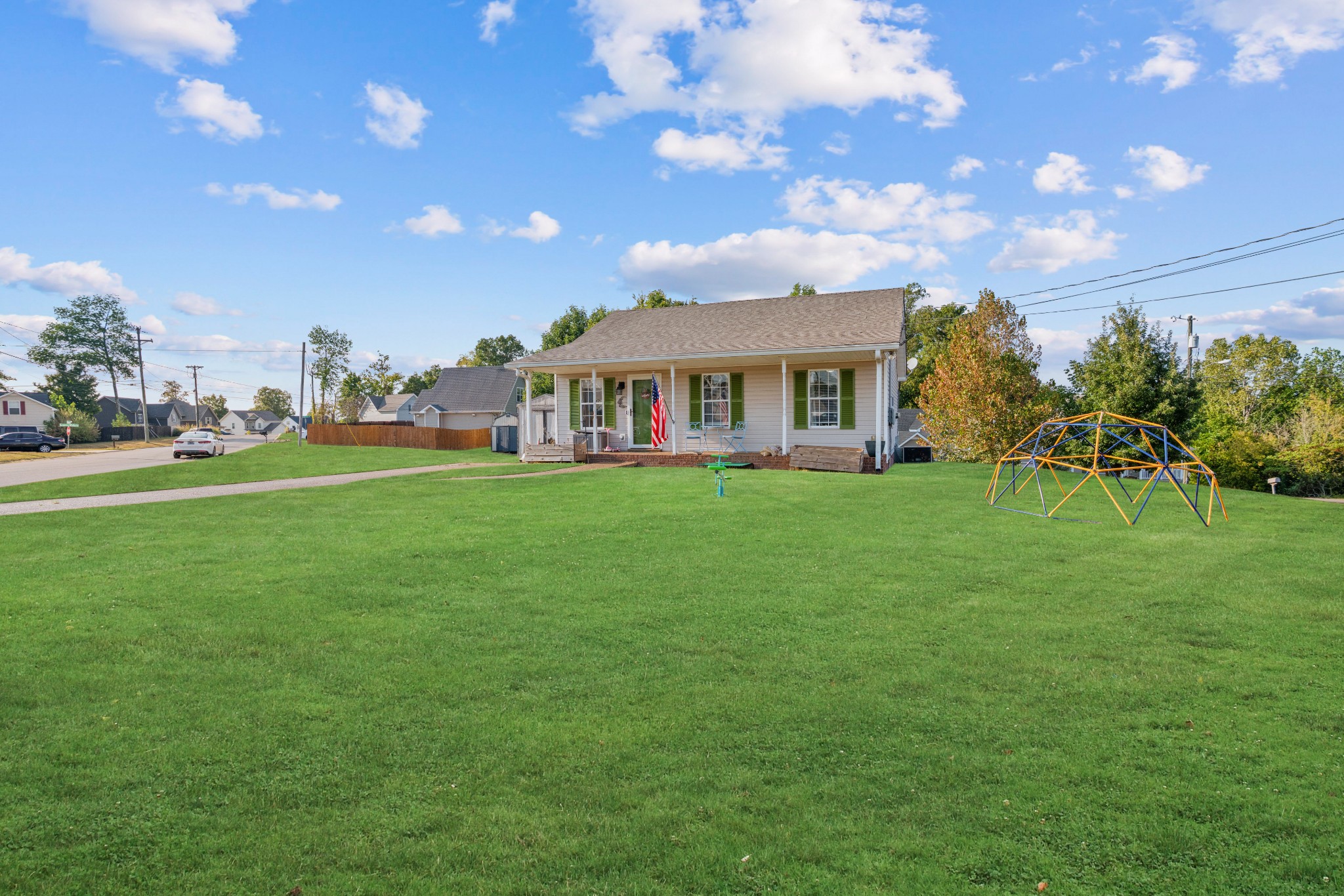 1005 Winesap Road Clarksville, TN 37040 - Photo 3 of 30