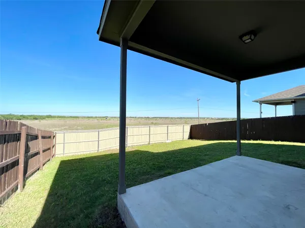 $1,995 | 137 Carlina Loop, Liberty Hill, TX 78642