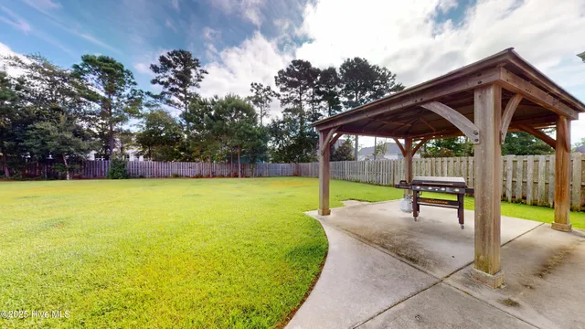 $499,899 | 216 Waldorf Way, Hampstead, NC 28443