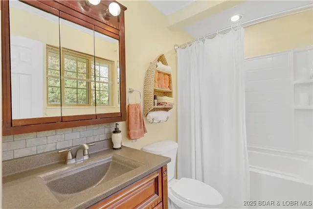 $350,000 | 54 Timberlake Lane, Linn Creek, MO 65052