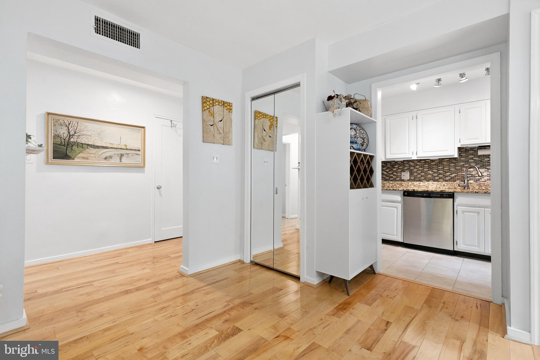 2212 Washington Avenue, Unit 103 Silver Spring, MD 20910 - Photo 15 of 43