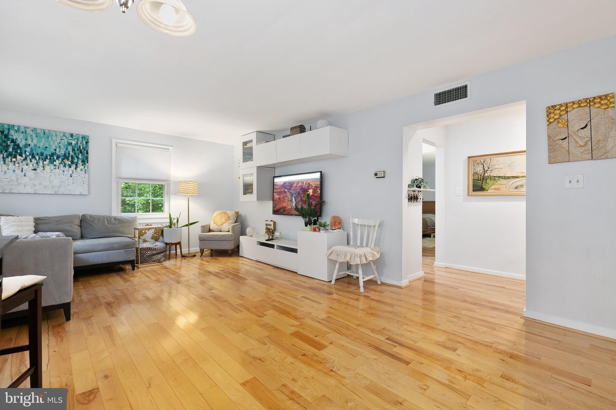 2212 Washington Avenue, Unit 103 Silver Spring, MD 20910 - Photo 10 of 43