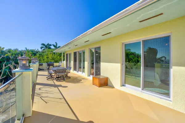 $2,699,000 | 1233 Ave A, Big Pine Key, FL 33043