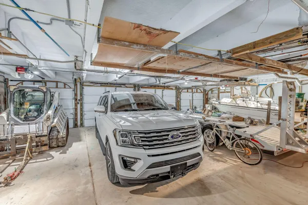 $2,699,000 | 1233 Ave A, Big Pine Key, FL 33043