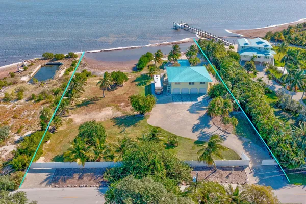 $2,699,000 | 1233 Ave A, Big Pine Key, FL 33043