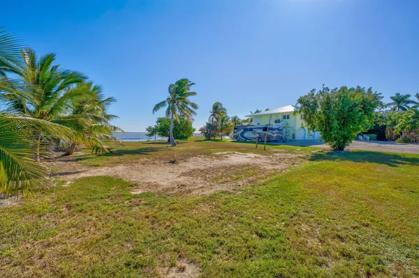 $2,699,000 | 1233 Ave A, Big Pine Key, FL 33043
