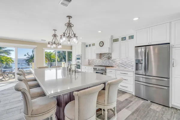 $2,699,000 | 1233 Ave A, Big Pine Key, FL 33043