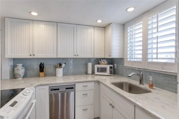 $315,000 | 935 Ocean Shore Boulevard, Unit 2170, Ormond Beach, FL 32176