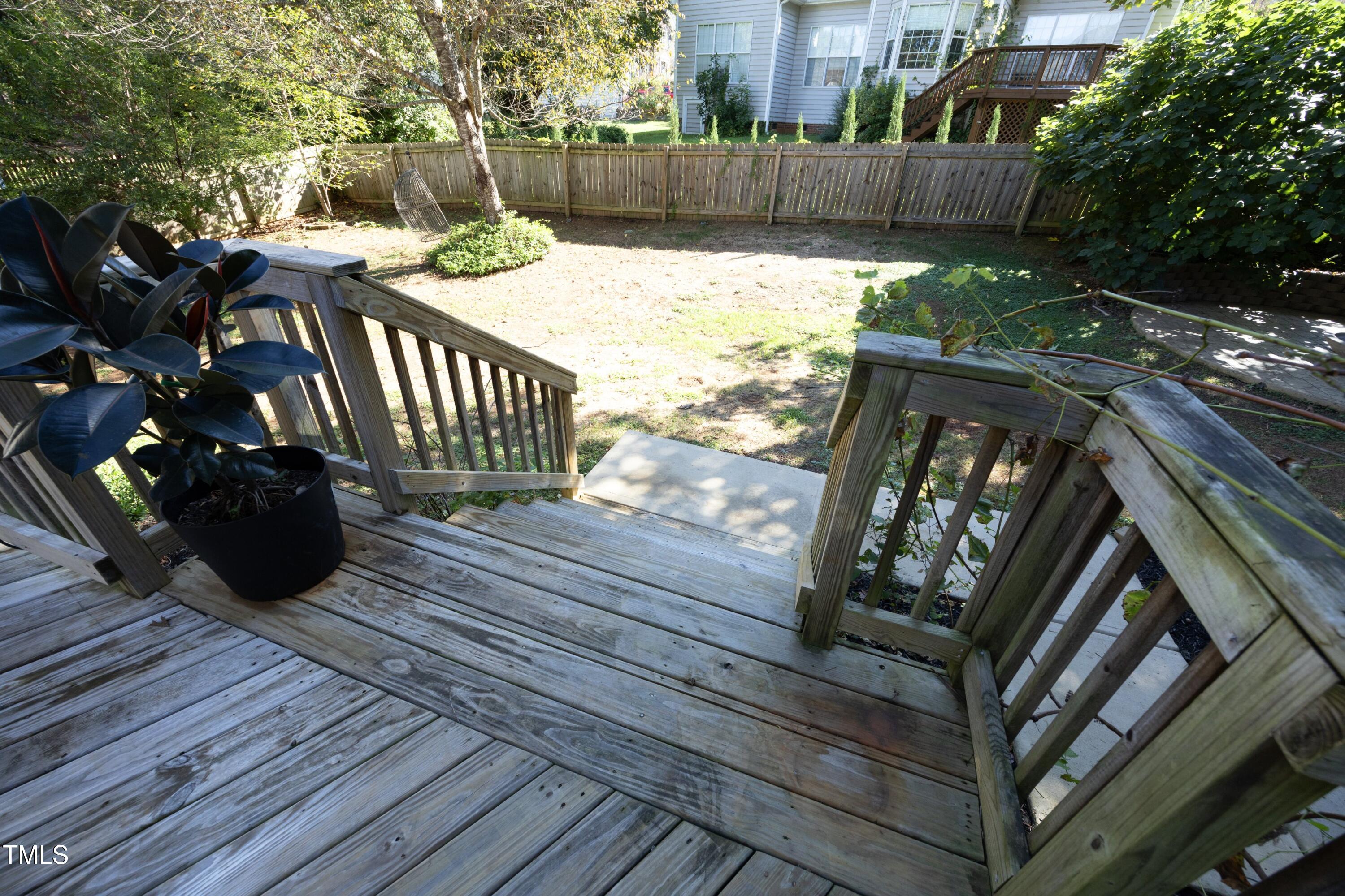 104 Jersey Ridge Road Cary, NC 27518 - Photo 41 of 49 40DeckSteps