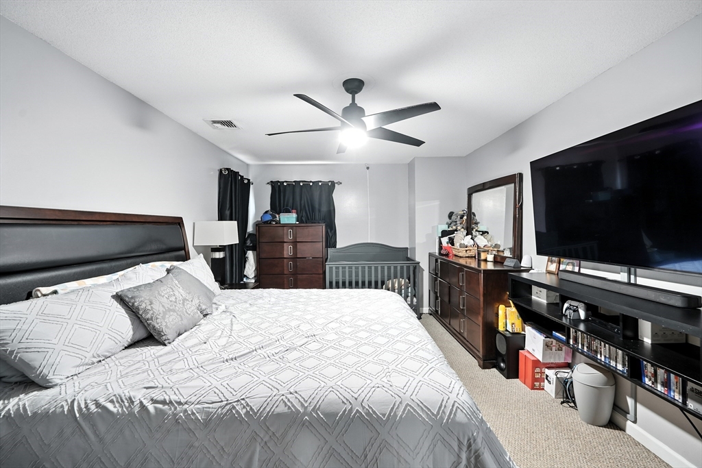56 Clayton Street Springfield, MA 01107 - Photo 19 of 31 Gallery Image 19