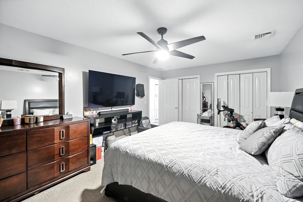 56 Clayton Street Springfield, MA 01107 - Photo 20 of 31 Gallery Image 20