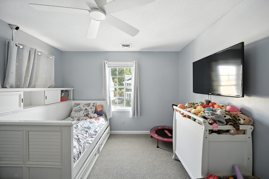 56 Clayton Street Springfield, MA 01107 - Photo 22 of 31 Gallery Image 22