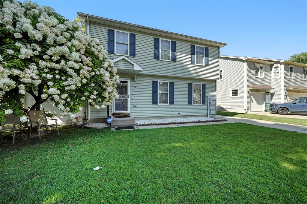 56 Clayton Street Springfield, MA 01107 - Photo 3 of 31 Gallery Image 3