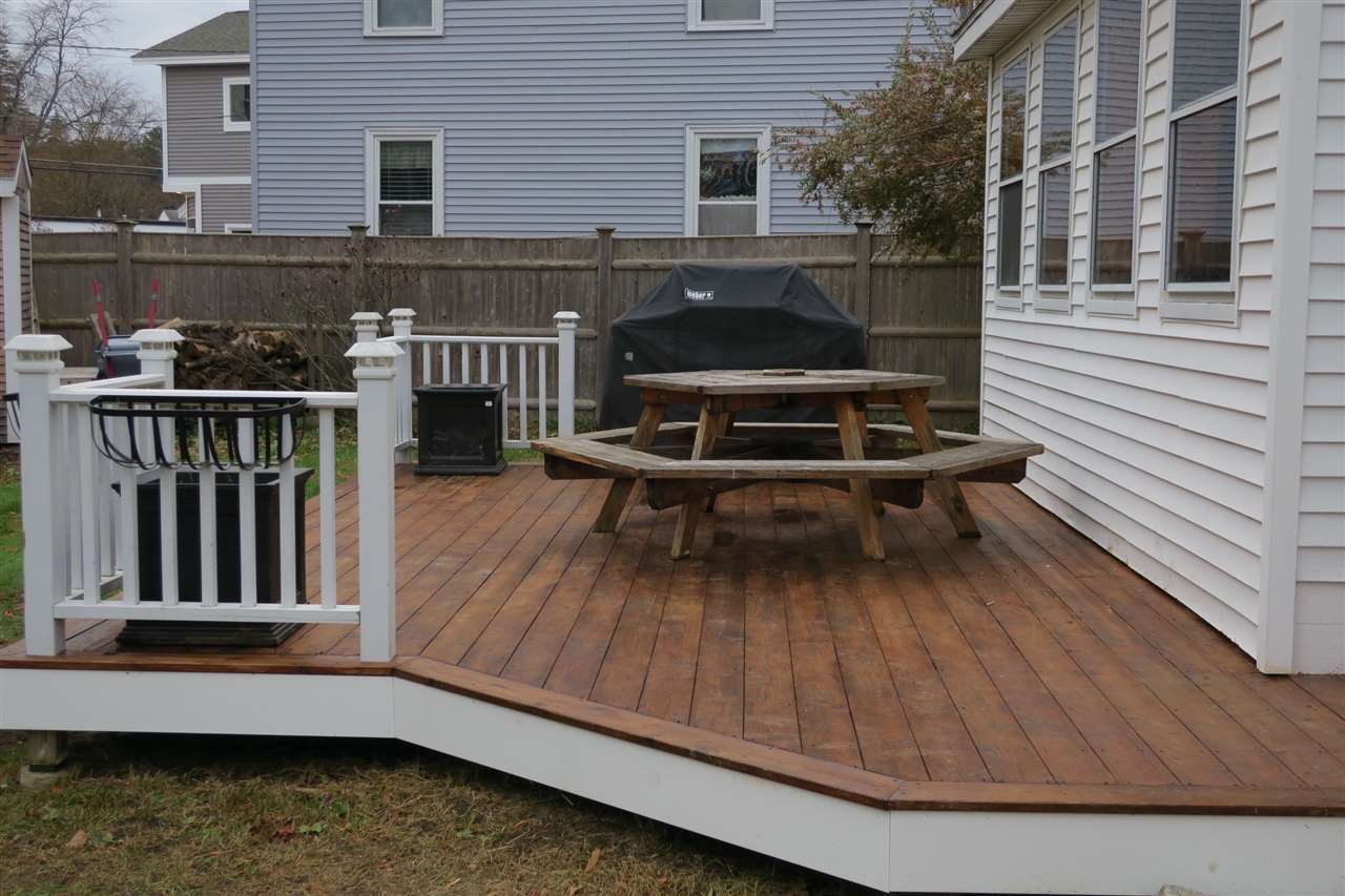 8 School Street Exeter, NH 03833 - Photo 5 of 33